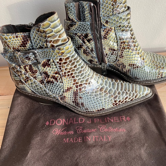 Donald J. Pliner- Western Couture Bootie - Picture 4 of 15
